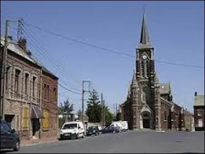 Pour commencer, nous partons dans le Nord-Pas-de-Calais-Picardie, à Beauvoir-en-Cambrésis. Ville de l'arrondissement de Cambrai, elle se trouve dans le département ...