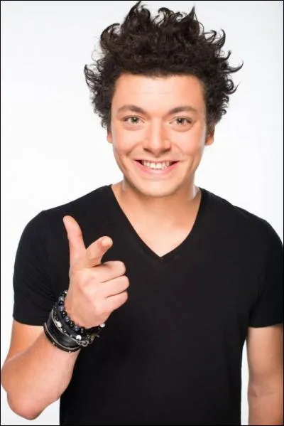 Quels sont le vrai prénom et le nom de la star Kev Adams ?