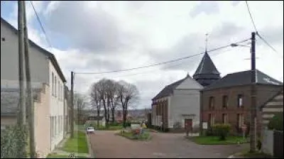 Cette première balade de Mars commence à Bougainville. Village Samarien, il se trouve en région ...