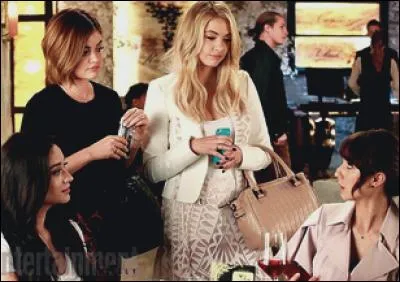 Épisode 11 : Pourquoi Alison souhaite-t-elle que les Liars reviennent à Rosewood ?