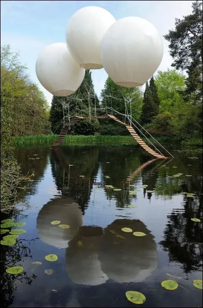 Comment appelle-t-on ce pont du Tatton Park Gardens, en Angleterre ?