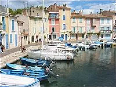 Martigues est dans le sud de la France.