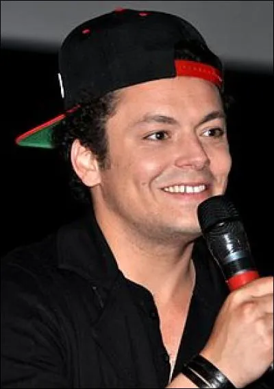 Kev Adams a 25 ans. (avril 2016)