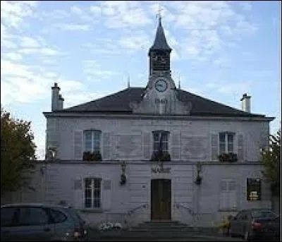 Commune de la région naturelle de la Plaine de France, Belloy-en-France se situe en région ...