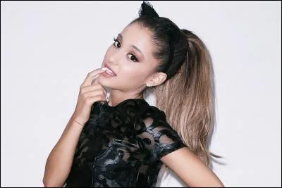 De quelle origine Ariana est-elle ?