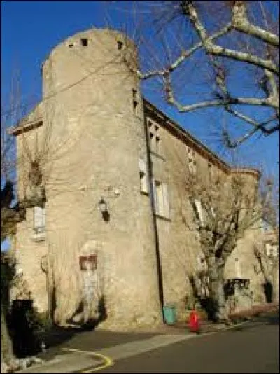 Nous commençons aujourd'hui dans l'arrondissement de Nîmes, à Cavillargues. Nous sommes dans le département ...