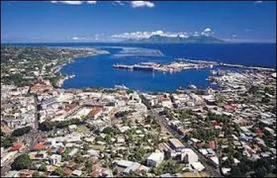 Où se situe la ville de Papeete ?