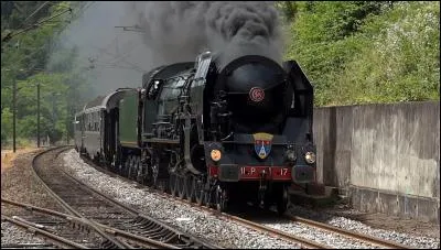 La locomotive à vapeur a-t-elle été inventée avant ou après le téléphone ?