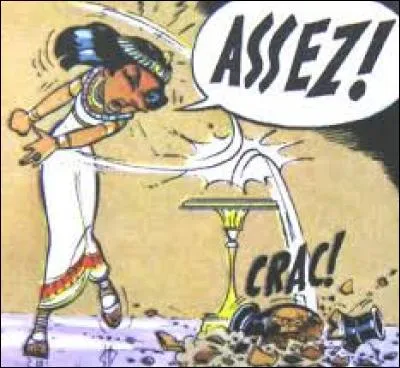 Dans "Astérix et Cléopâtre", quelle est la collation préférée de la reine ?