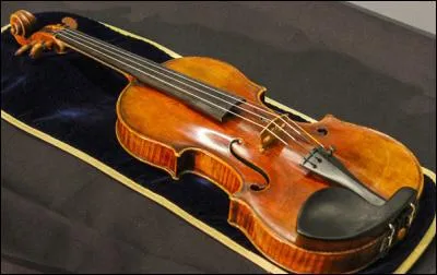 Posséder un stradivarius, tel est le rêve, presque irréalisable de tout collectionneur et de tout artiste. Dans quelle ville de Lombardie peut-on visiter le musée " stradivarius" ?