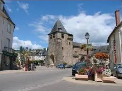 Nous commençons aujourd'hui par une visite d'Allassac. Nous sommes dans l'arrondissement de Brive-la-Gaillarde, donc dans le département ...