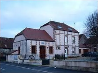 Pour débuter cette semaine, je vous emmène dans la Marne, à Champguyon. Nous serons dans la nouvelle région ...