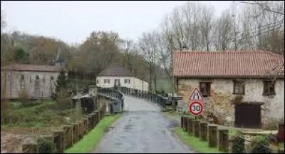 Nous commençons la semaine dans le Pays Basque, à Bergouey-Viellenave. Nous sommes dans le département ...