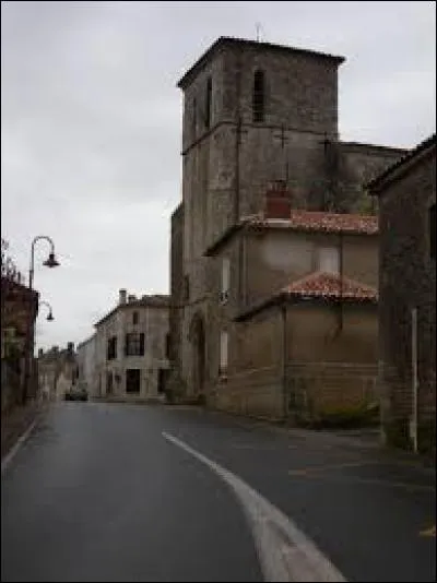 Cette nouvelle balade débute en Poitou-Charentes, à Ardin. Village de l'arrondissement de Niort, il se trouve dans le département ...