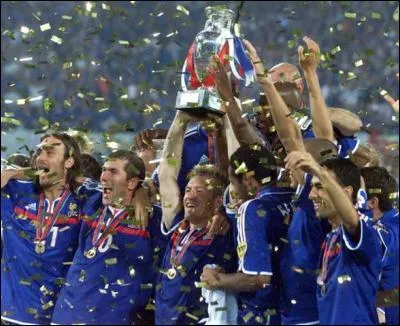 Football : en 2000, la France a gagné le Championnat d'Europe de football.