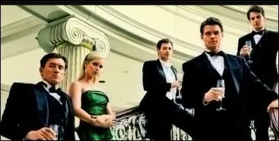 De quelles espèces sont les membres des Mikaelson (pas seulement les Originels) ?