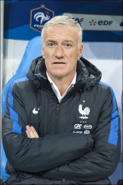 Didier Deschamps est né le 15 octobre 1968 à ...