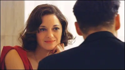 Qui est cette actrice française, que l'on retrouve aux côtés de Johnny Depp dans le film "Public Enemies" ?