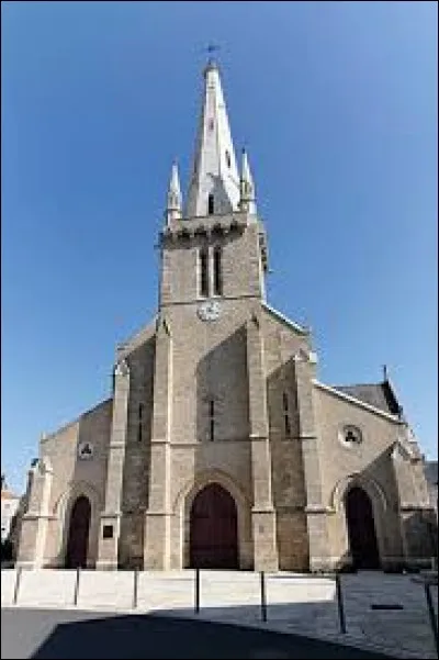 Ville des Pays-de-la-Loire de l'arrondissement des Sables-d'Olonne, au cur du Marais breton, Bouin se situe dans le département ...